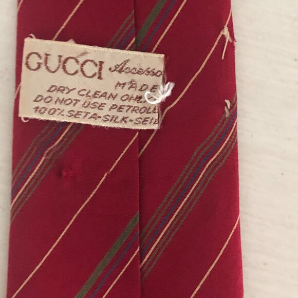 VTG Classic Gucci Designer Necktie 100% Silk Made in Italy Red - Picture 4 of 15